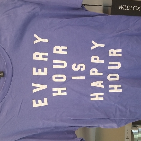 💕WILDFOX💕 Every Hour is Happy Hour Graphic Tee M - Picture 2 of 9